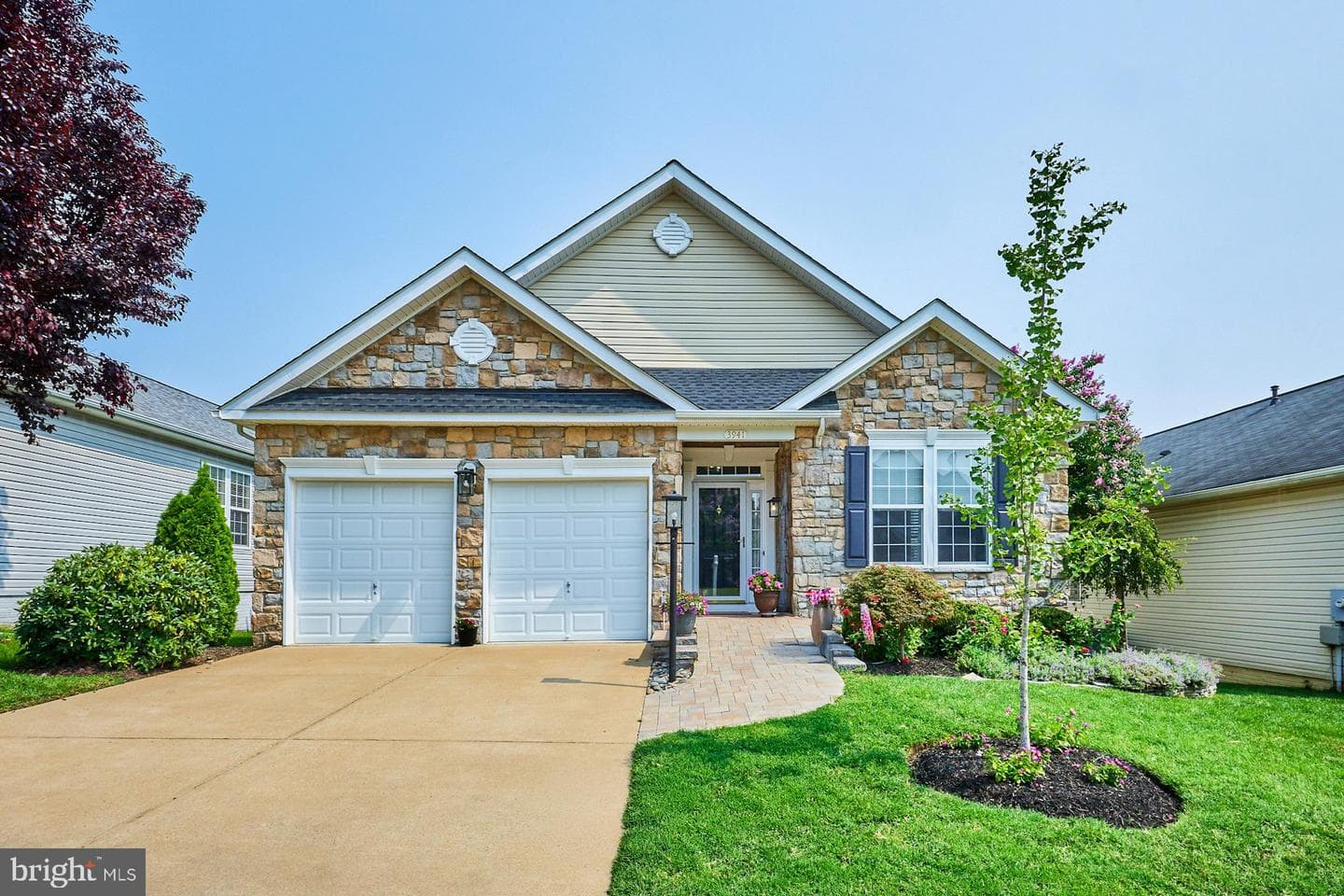 3941 SOLSTICE LANE