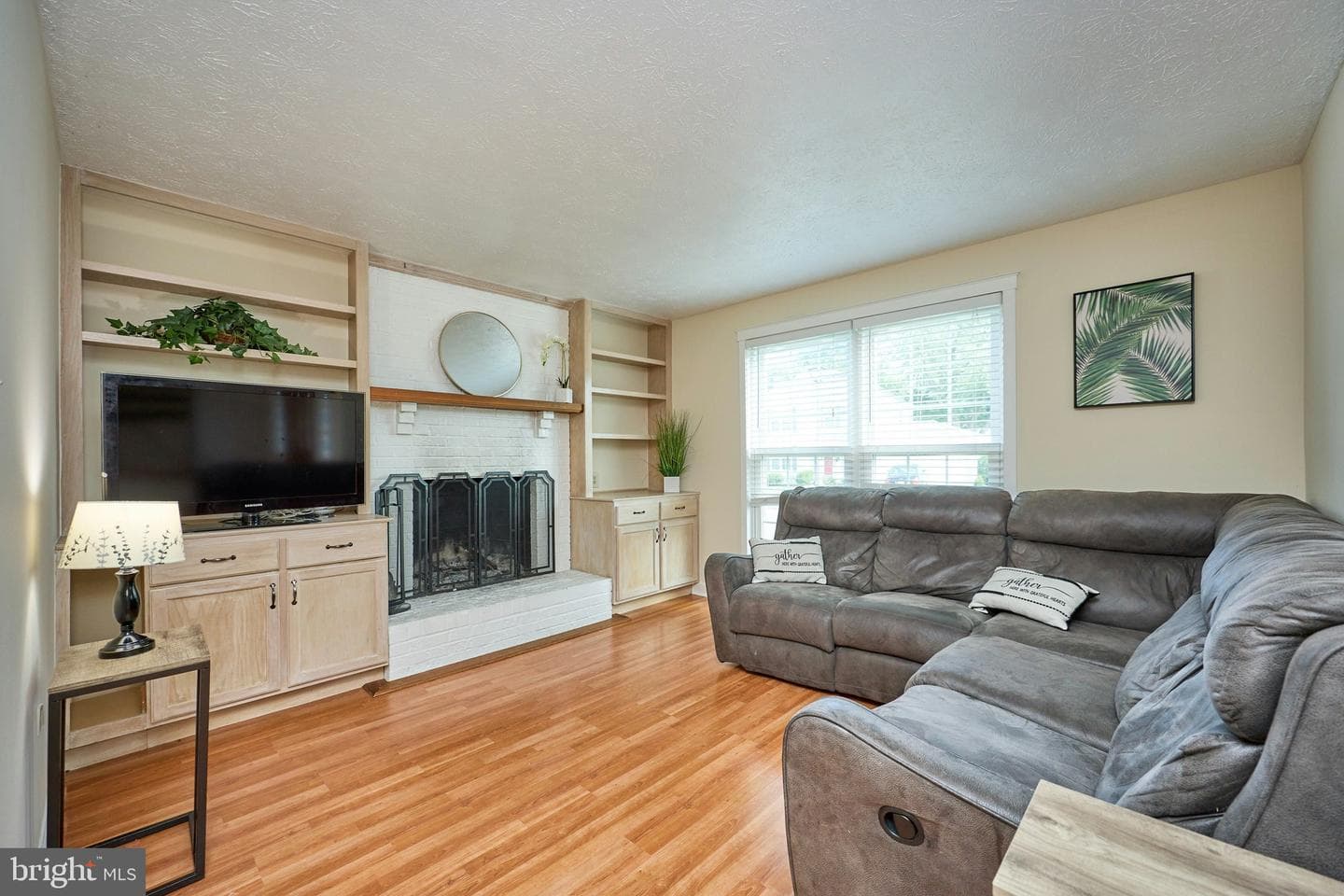 806 RUST DRIVE