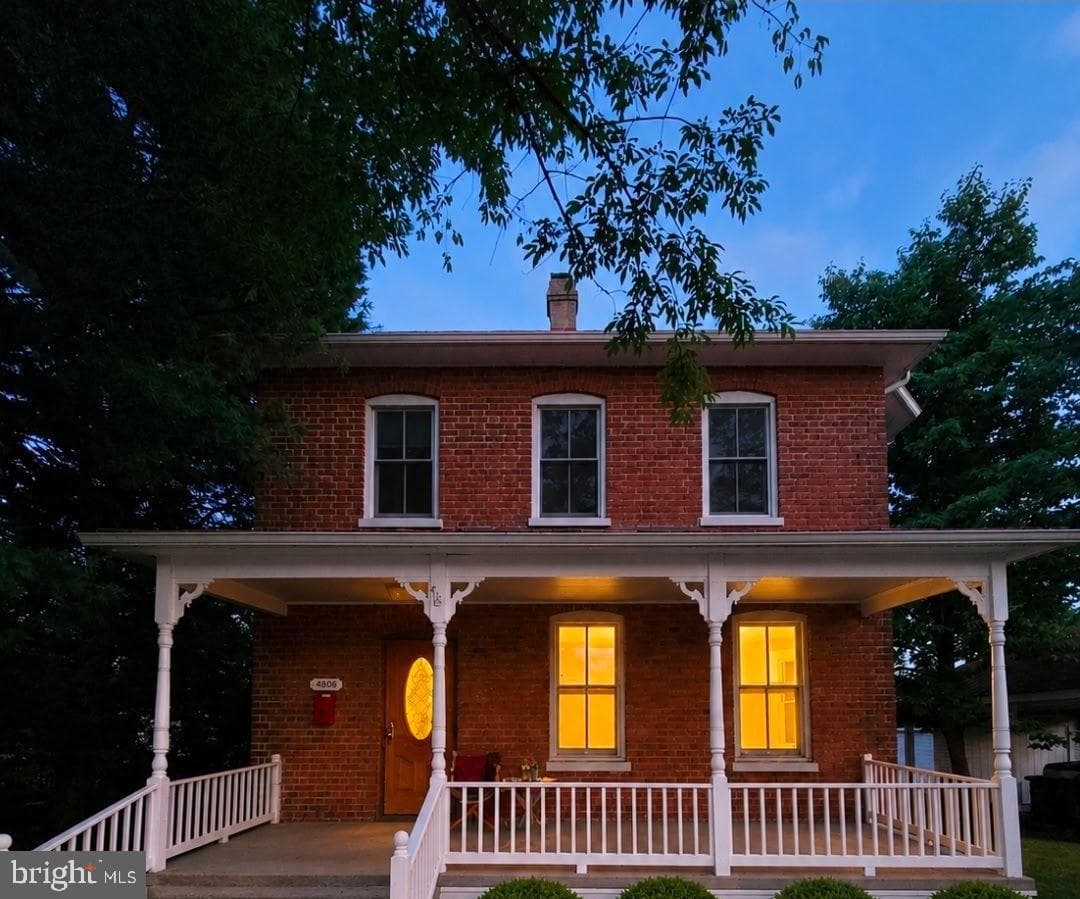 4806 WILSON BOULEVARD