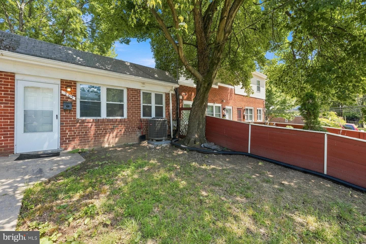 205 N ADAMS STREET