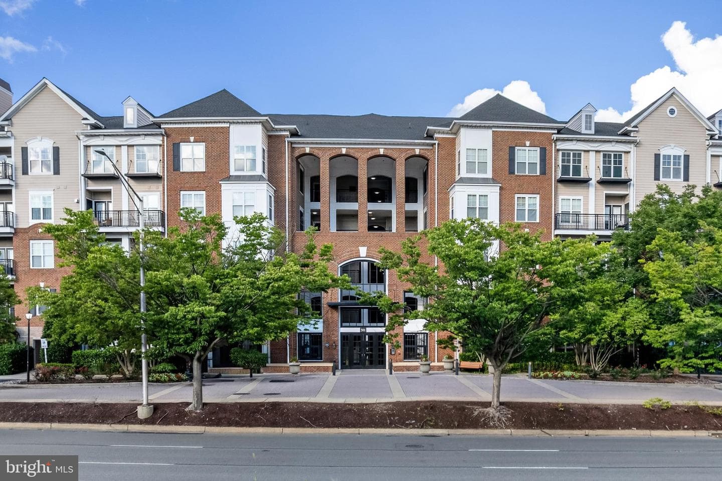 501 HUNGERFORD DRIVE 336