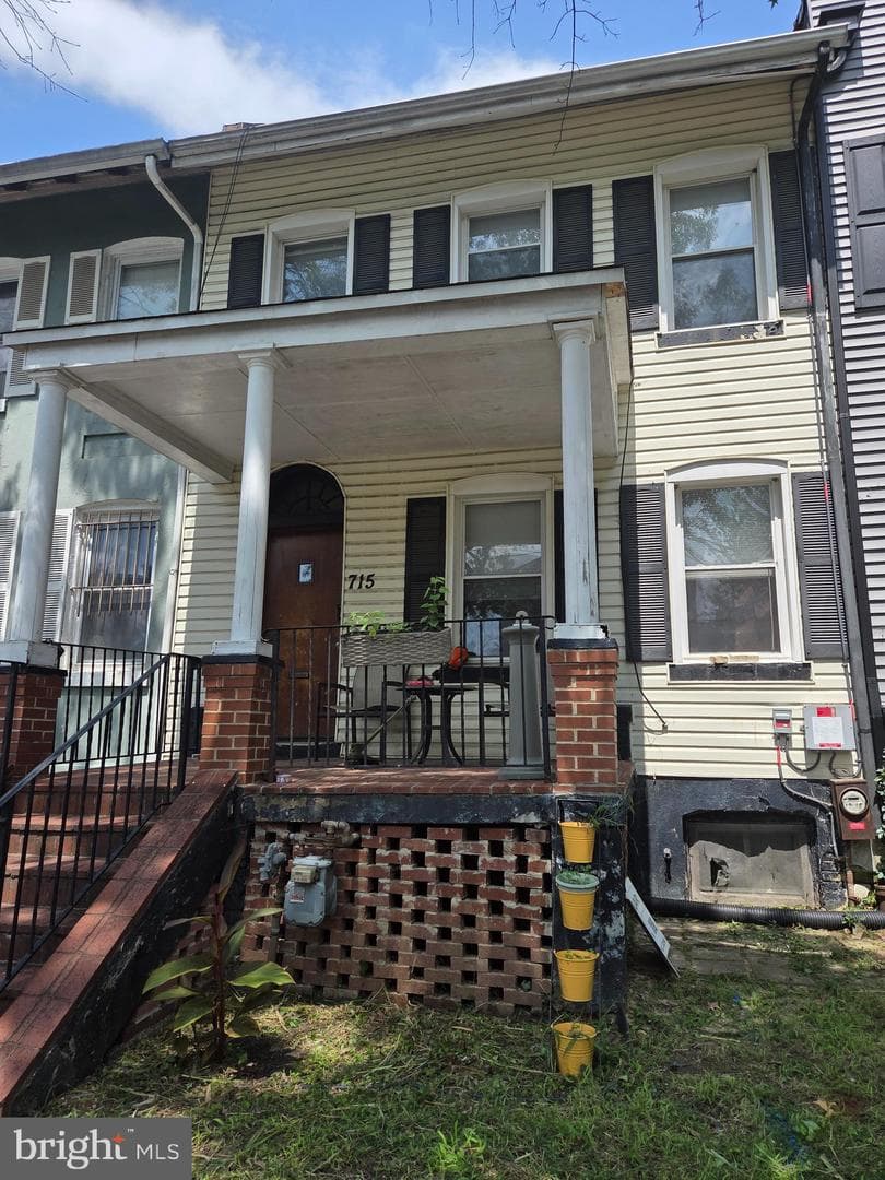 715 Shepherd St NW, Washington, DC 20011-7925, United States - Photo 1