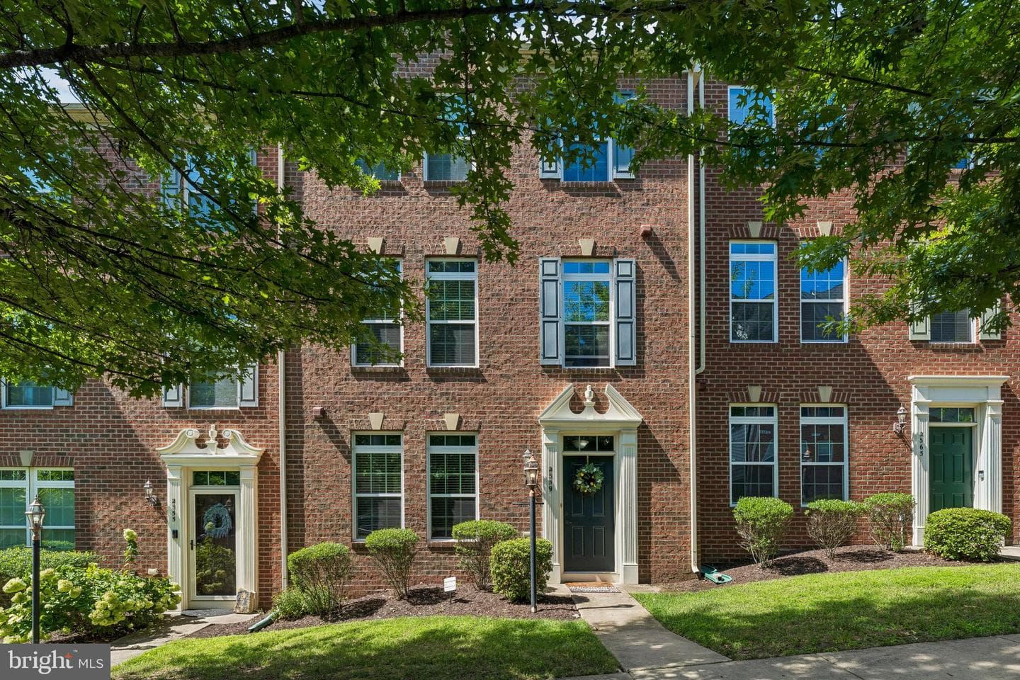 2359 Merseyside Dr, Woodbridge, VA 22191-6568, United States