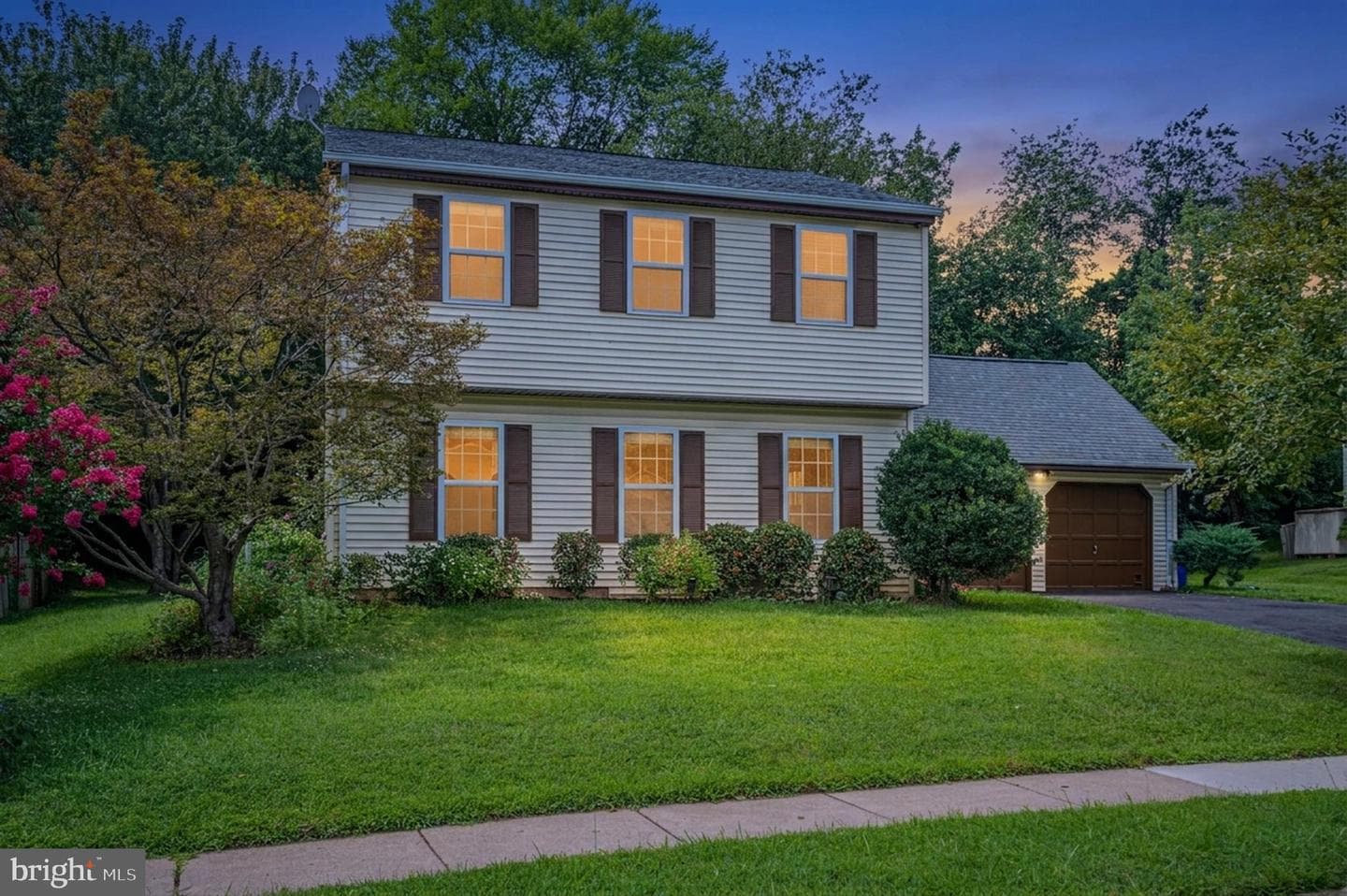 108 Plum Tree Ct, Sterling, VA 20164-2422, United States