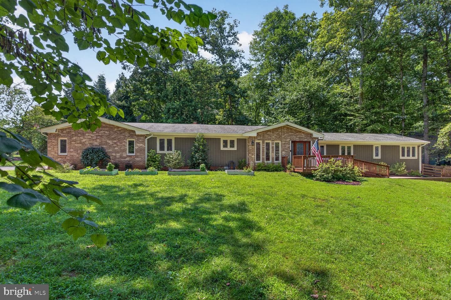 6273 OCCOQUAN FOREST DRIVE