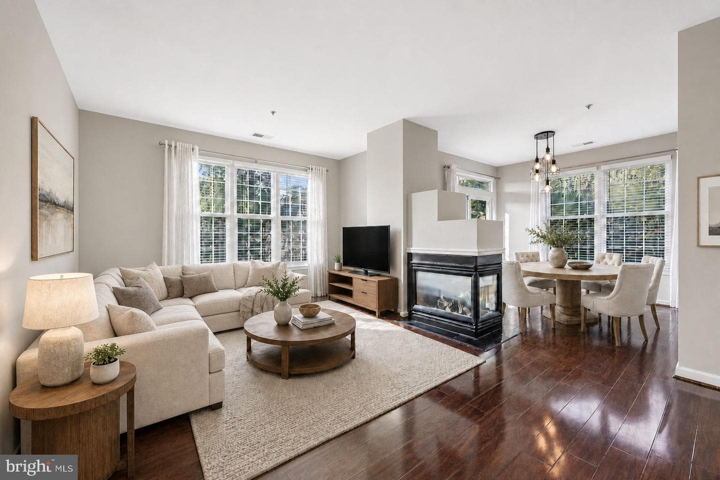 4200 Mozart Brigade Ln, Fairfax, VA 22033-3968, United States
