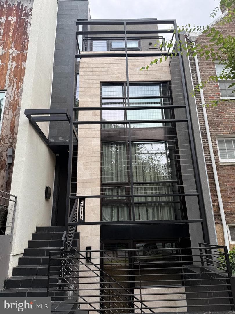 3609 R STREET - Photo 1