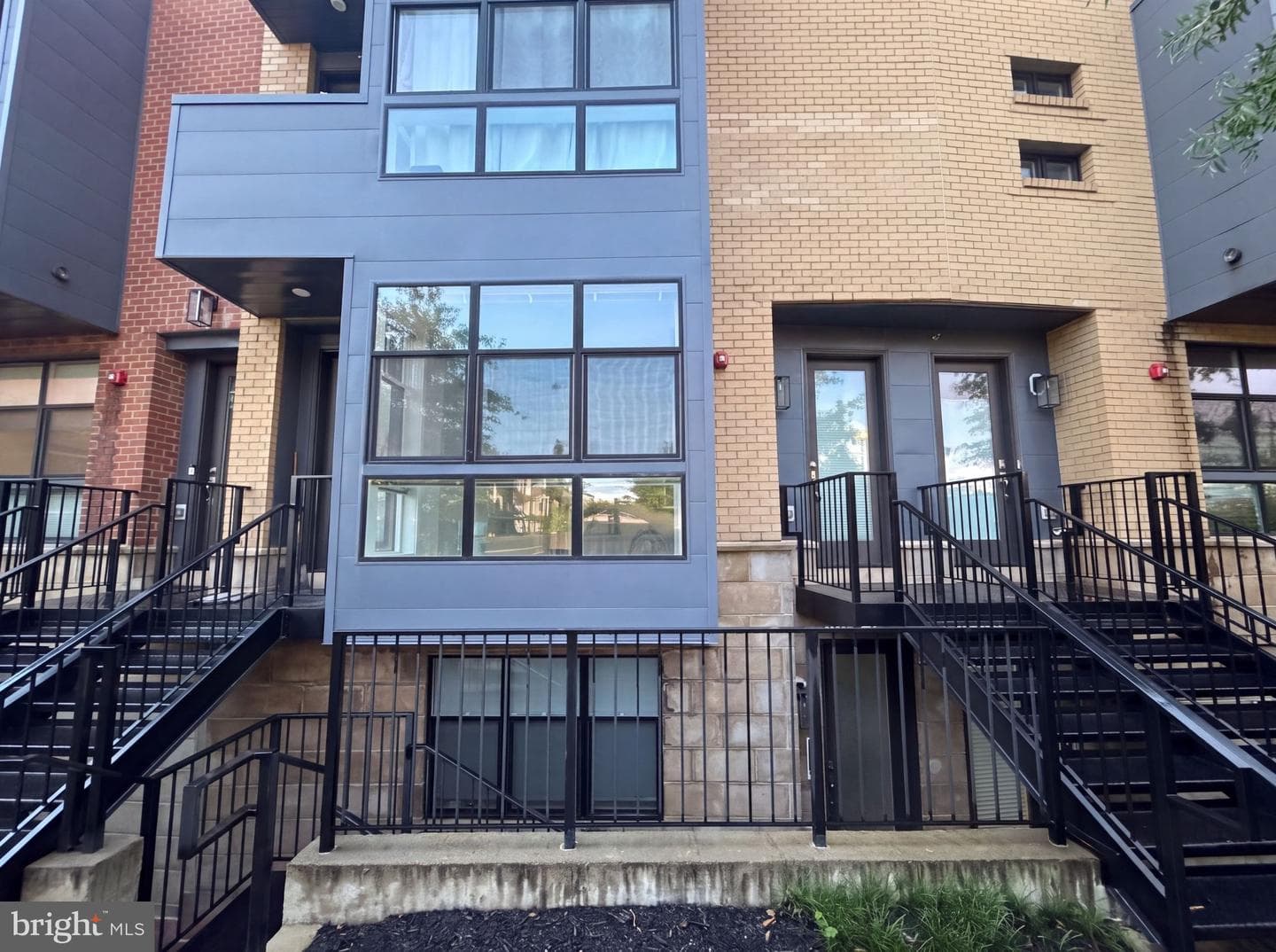 1108 S Highland St, Arlington, VA 22204-4313, United States