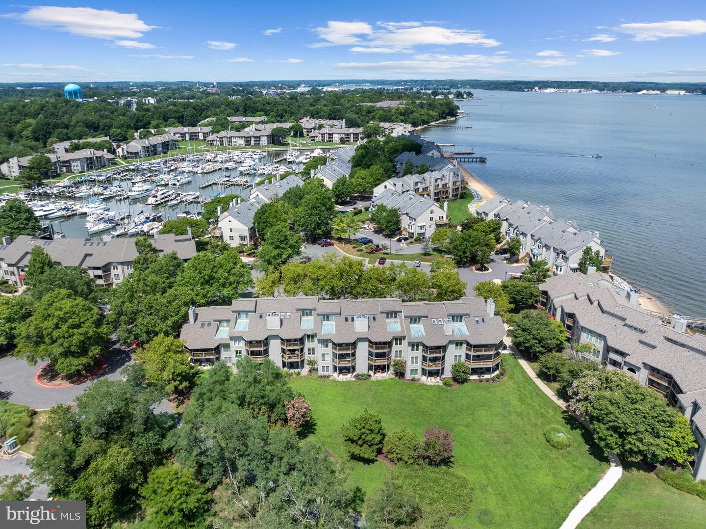 2123 BEACH VILLAGE COURT T2
