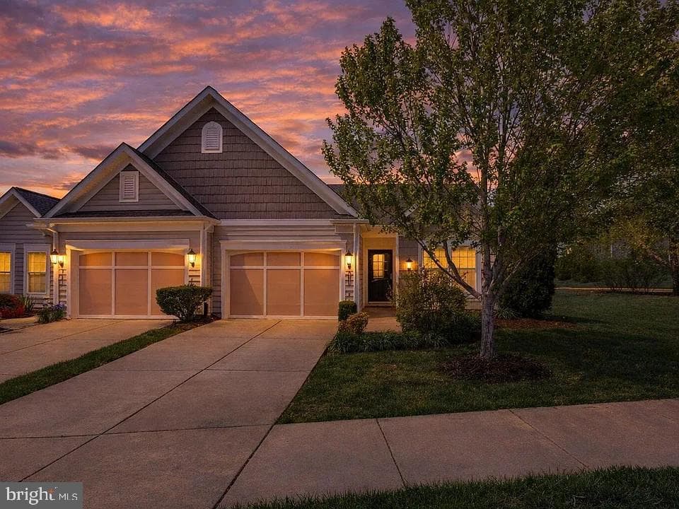 195 CASTLE HILL DRIVE