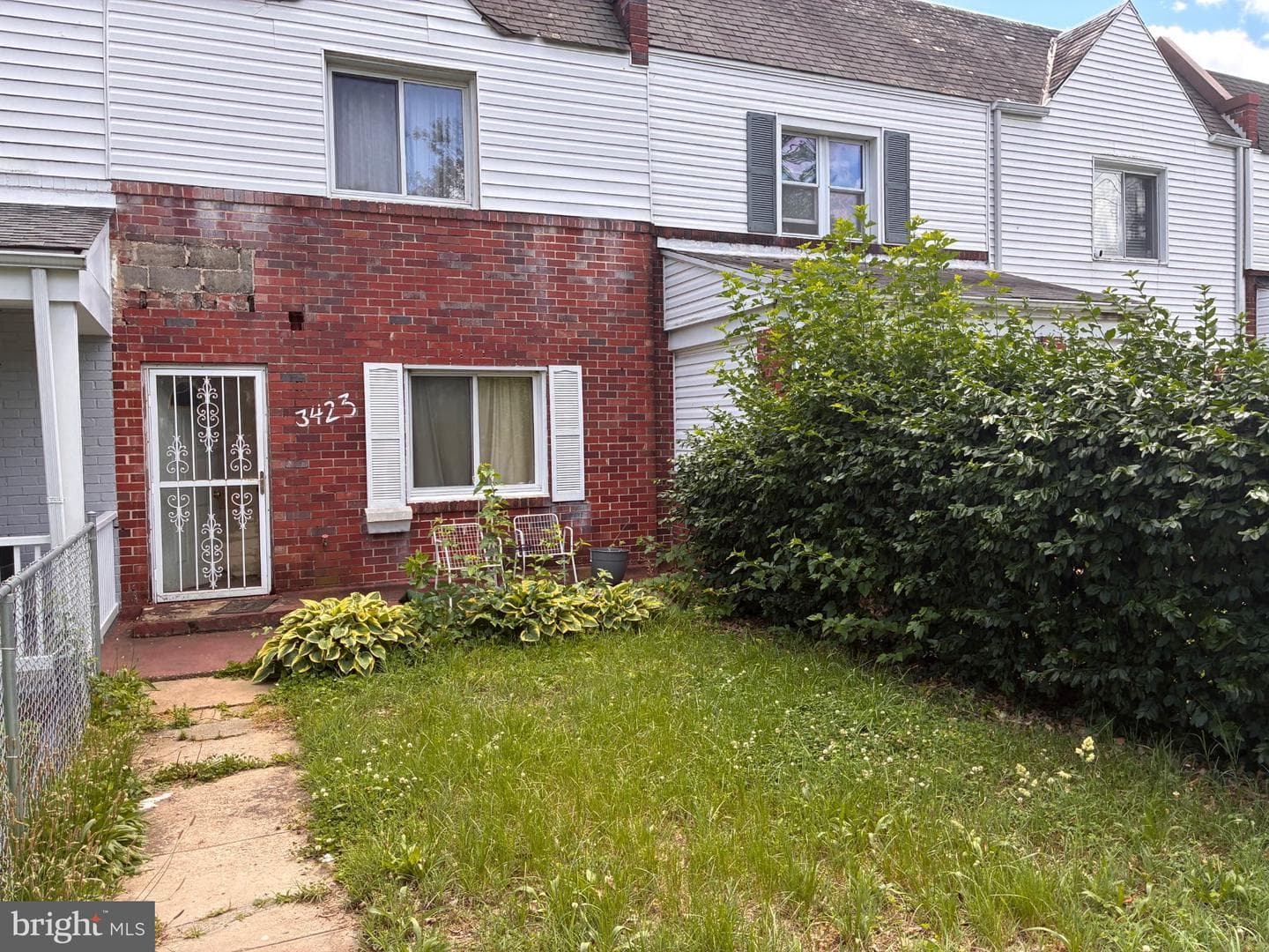 3423 CLAY STREET