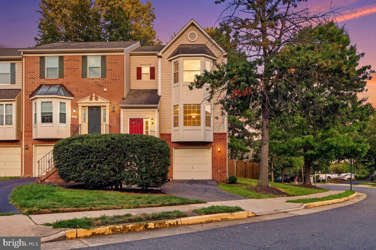 5610 BELLEAU WOODS LANE