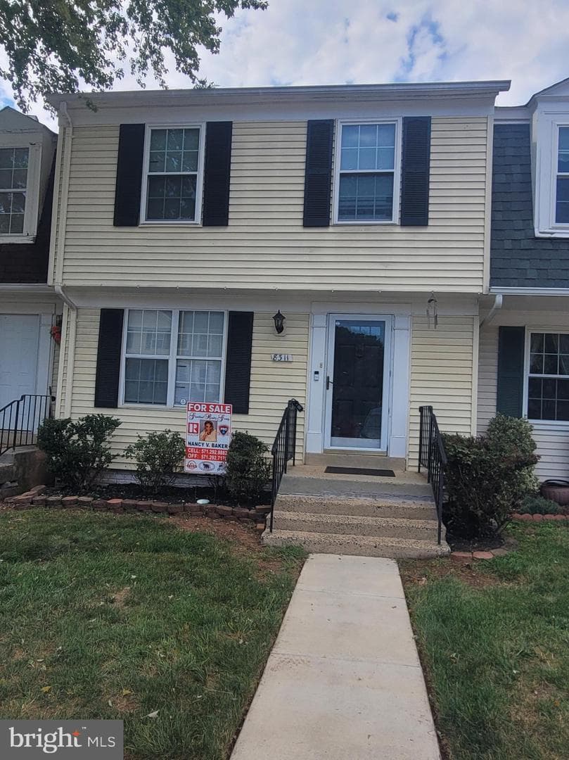 8311 FELSTED LN MANASSAS VA 20110