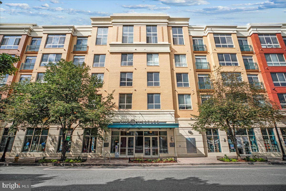 2200 N Westmoreland St, Arlington, VA 22213-1044, United States