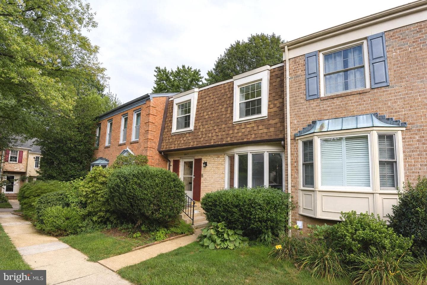 6611 ROSECROFT PLACE