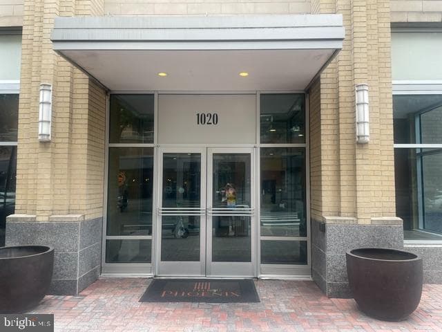 1020 HIGHLAND STREET 1105