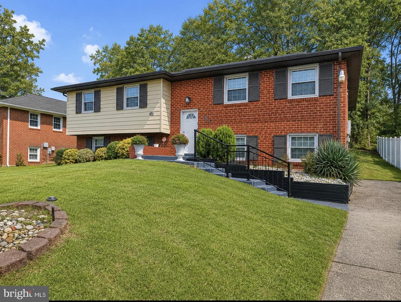10911 TRAFTON DRIVE