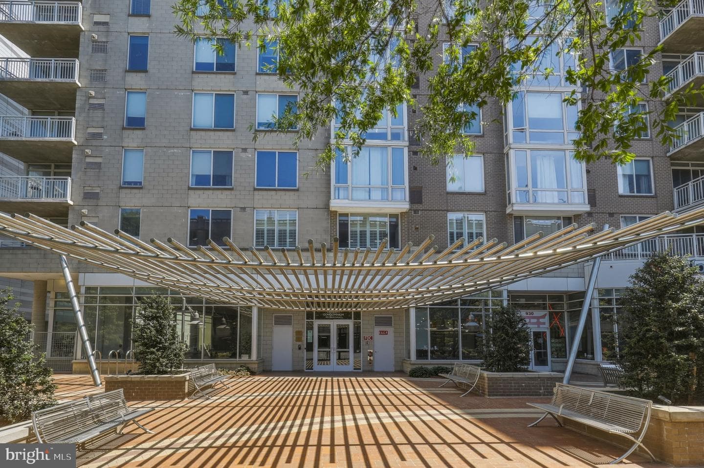 930 Wayne Ave, Silver Spring, MD 20910-4429, United States