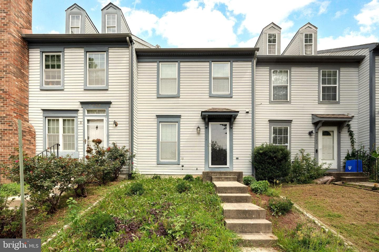 1724 Featherwood St, Silver Spring, MD 20904-6660, United States