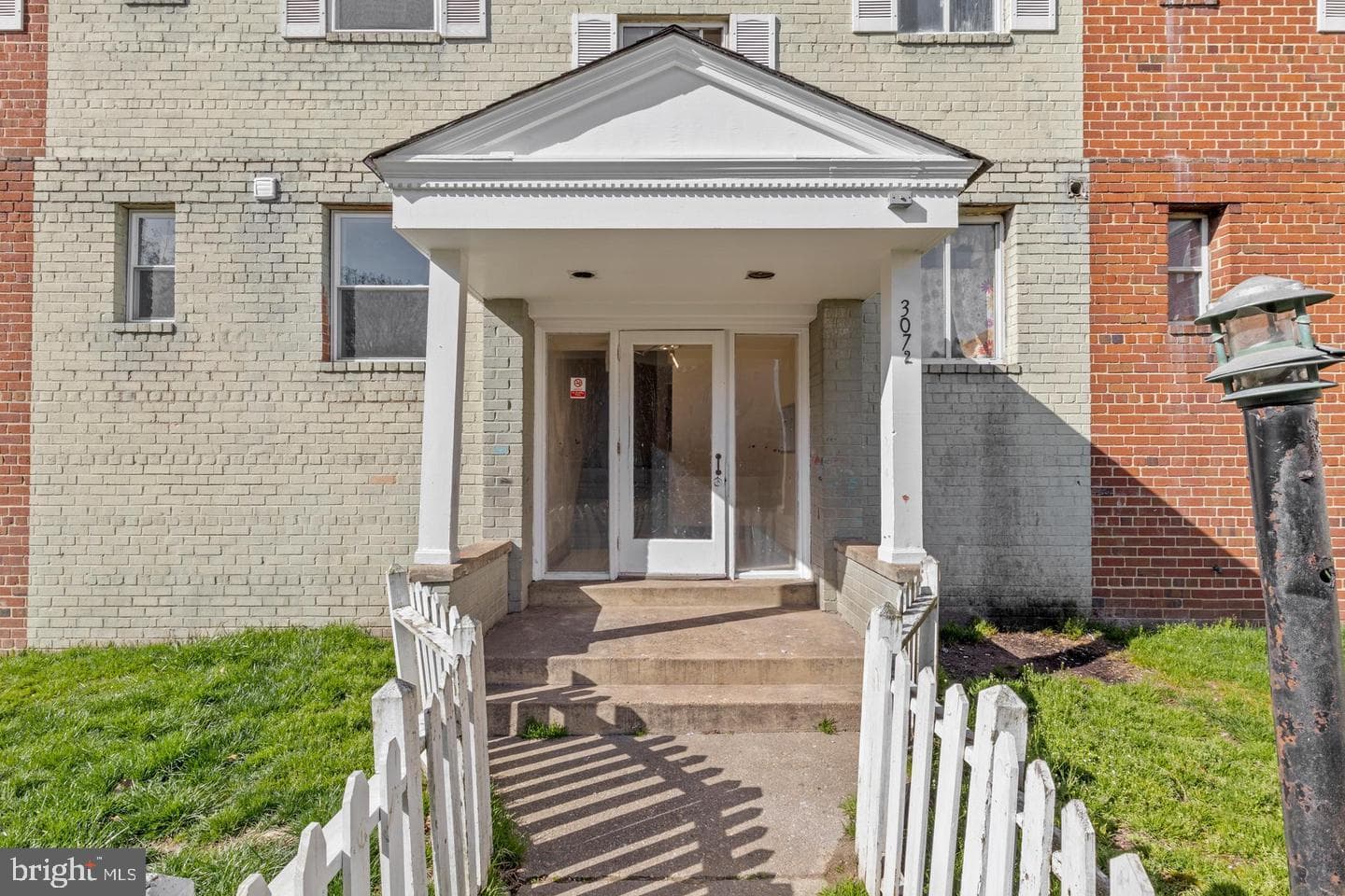 3072 Patrick Henry Dr, Falls Church, VA 22044-2587, United States