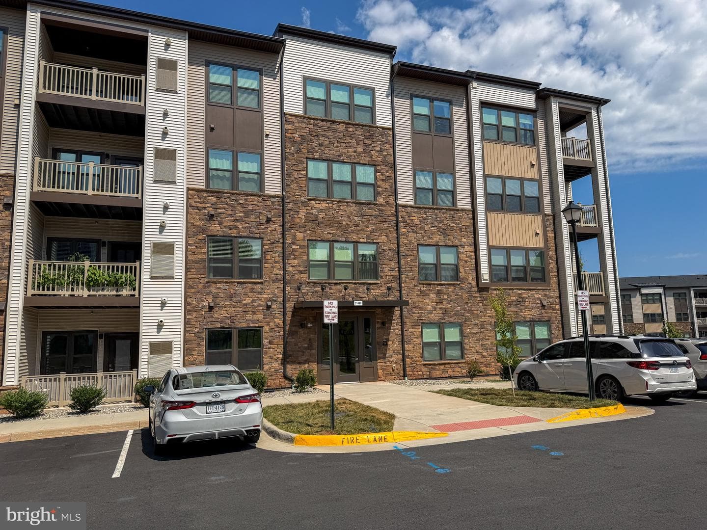 21480 Mount Sterling Ter, Sterling, VA 20164-9392, United States