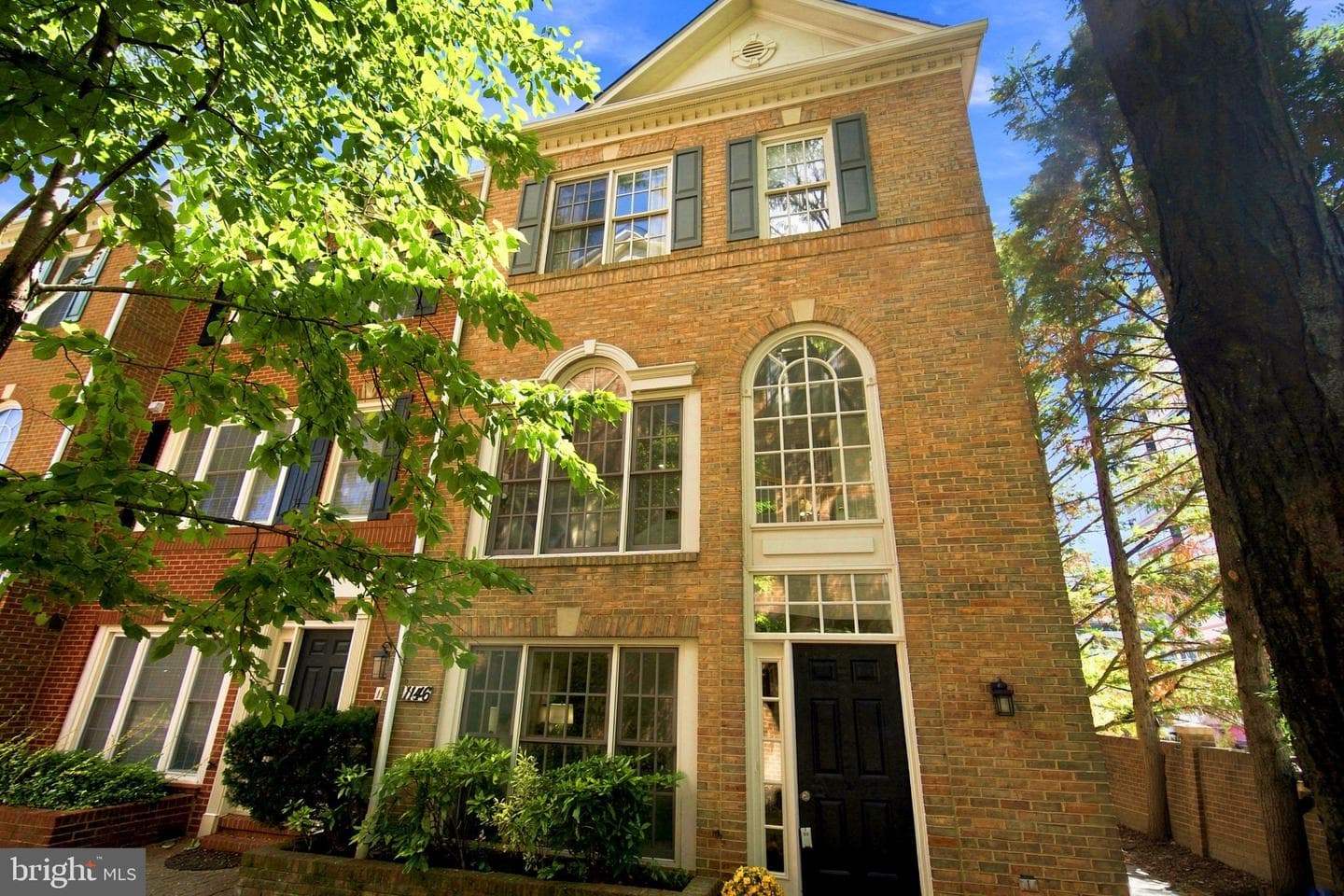 1146 N Vernon St, Arlington, VA 22201-5756, United States