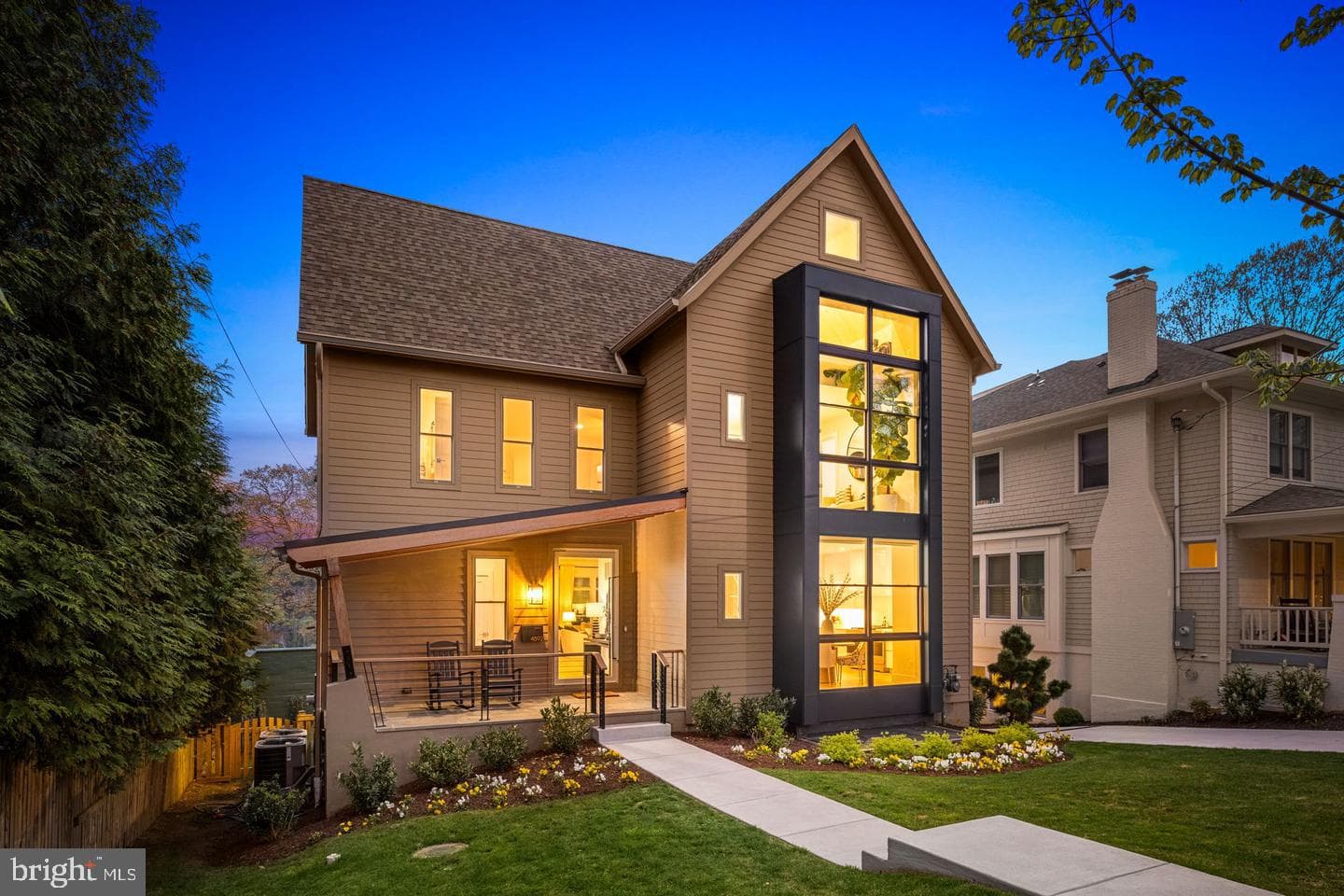 4892 MACARTHUR BLVD NW,WASHINGTON,DC,20007,WASHINGTON