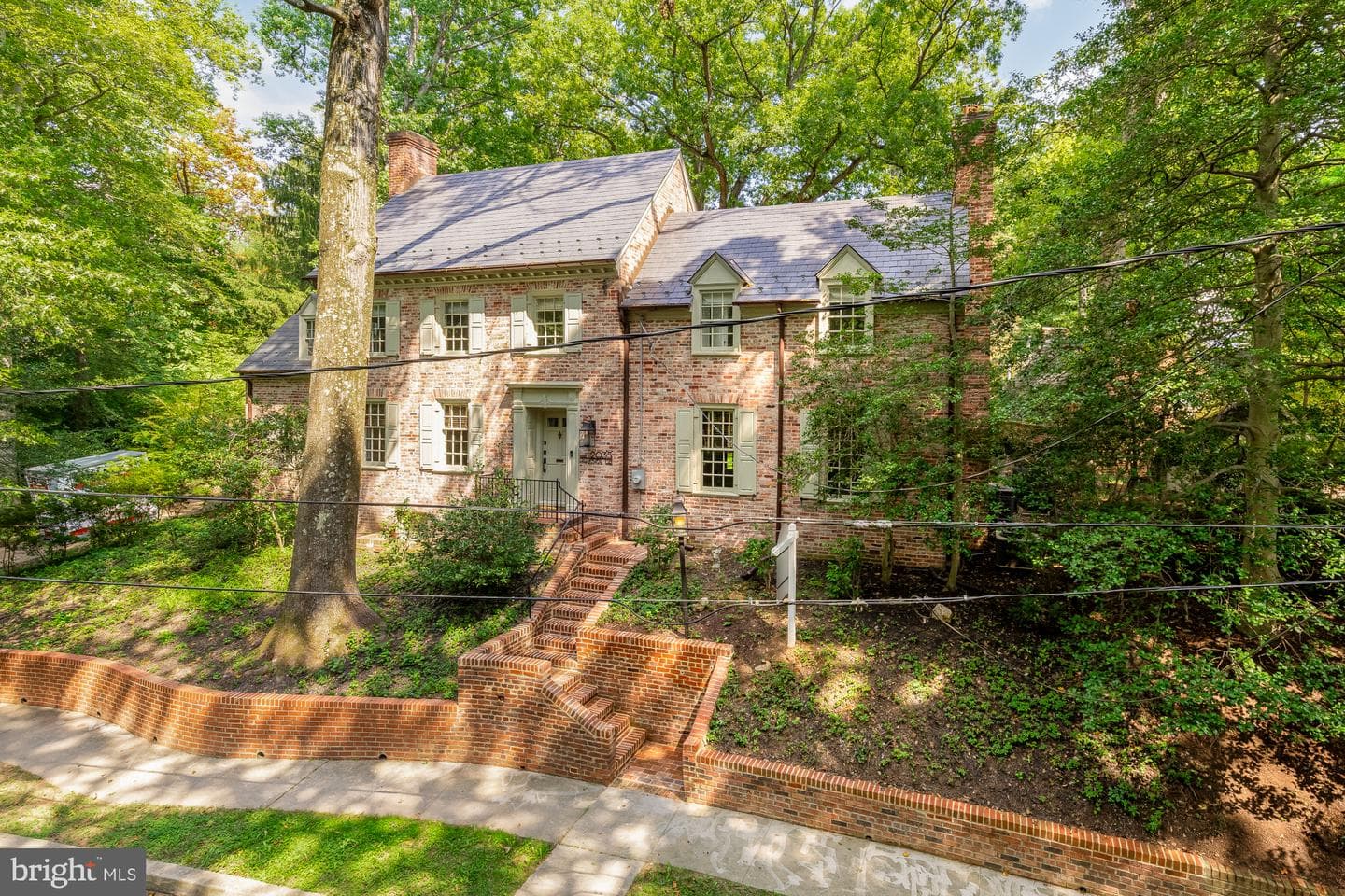 2035 PARKSIDE DRIVE - Photo 1