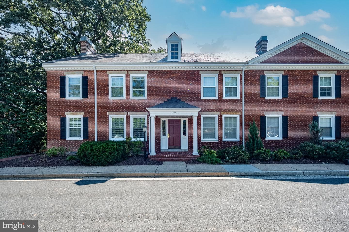 3301 S Stafford St, Arlington, VA 22206-1924, United States