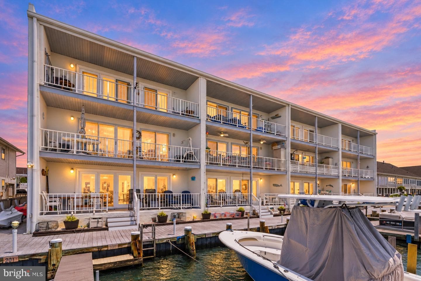 405 BAYSHORE DRIVE 301 SOUTH SHORE