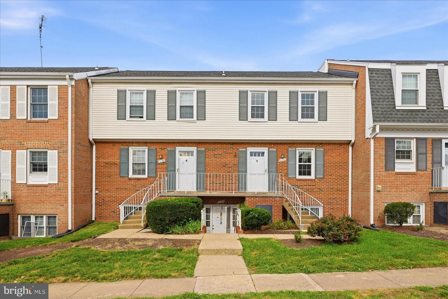 6152 Strasburg Dr, Centreville, VA 20121-2242, United States
