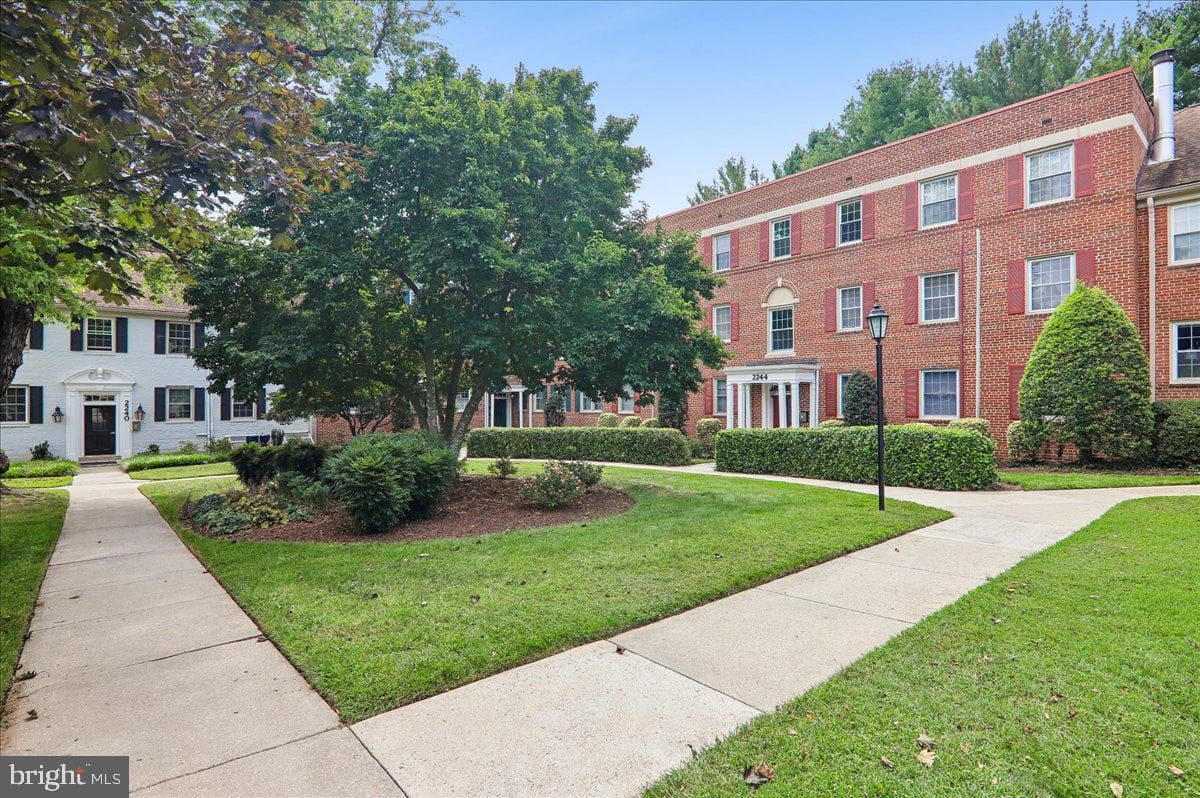 2244 Washington Ave, Silver Spring, MD 20910-2644, United States