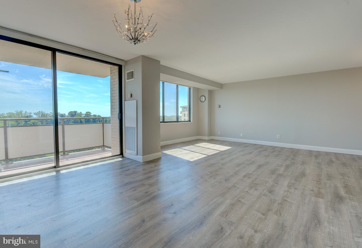 5225 Pooks Hill RD #1720S BETHESDA MD 20814