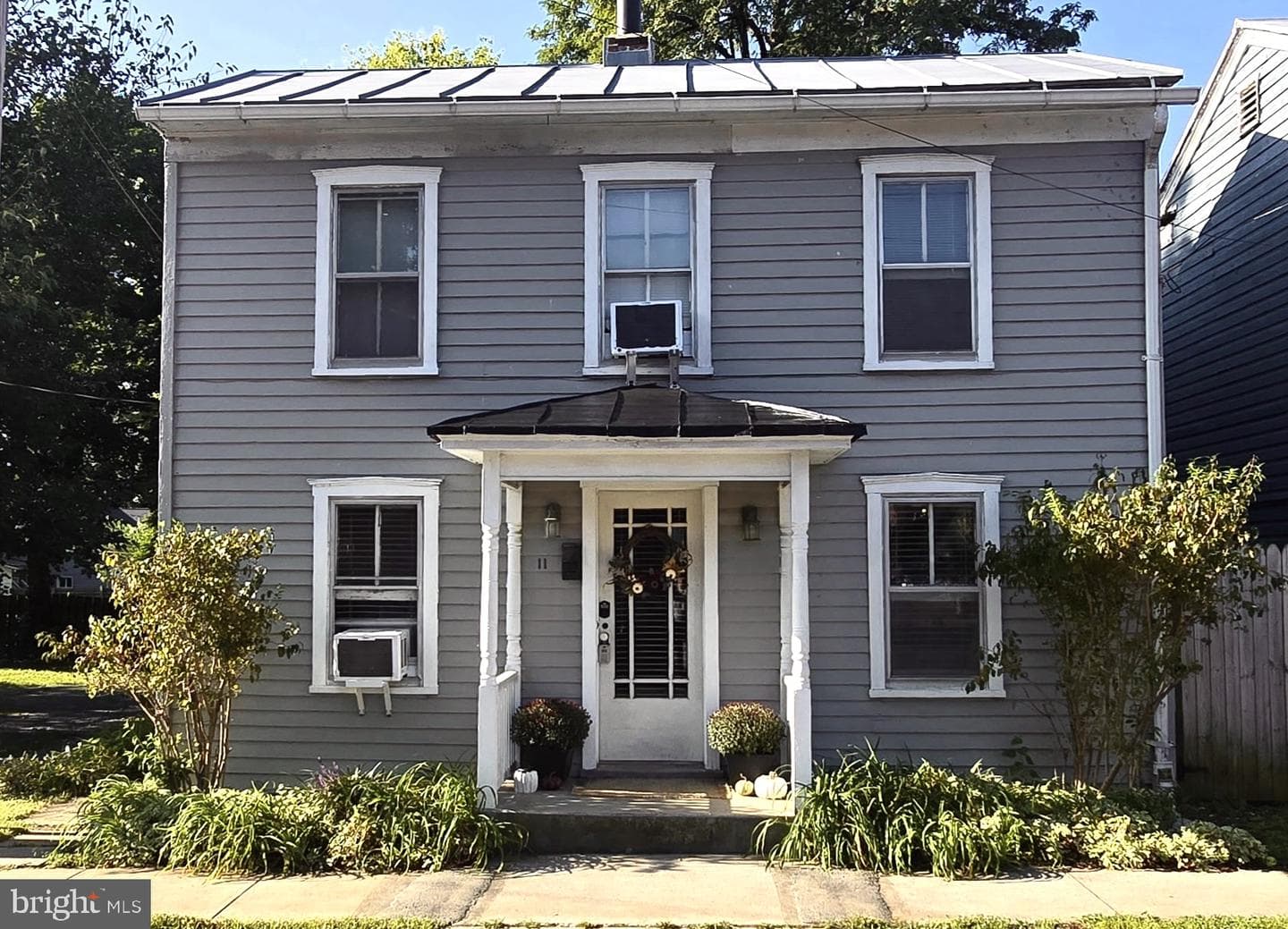 11 W GERMAIN STREET