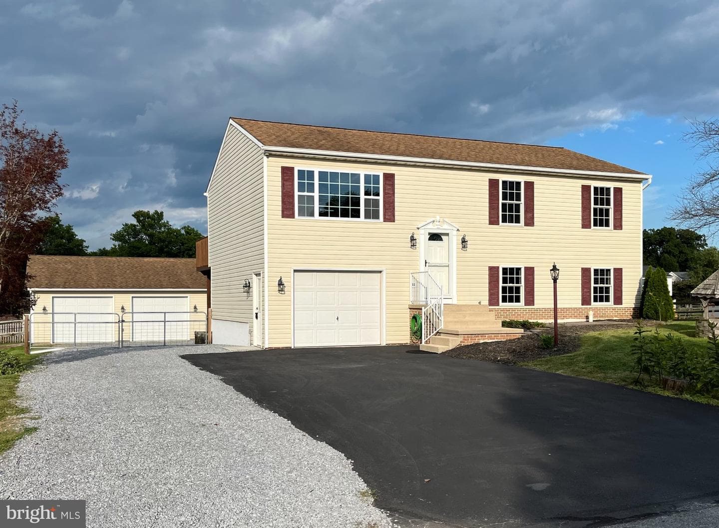 15932 Hibiscus Dr, Hagerstown, MD 21740-1980, United States