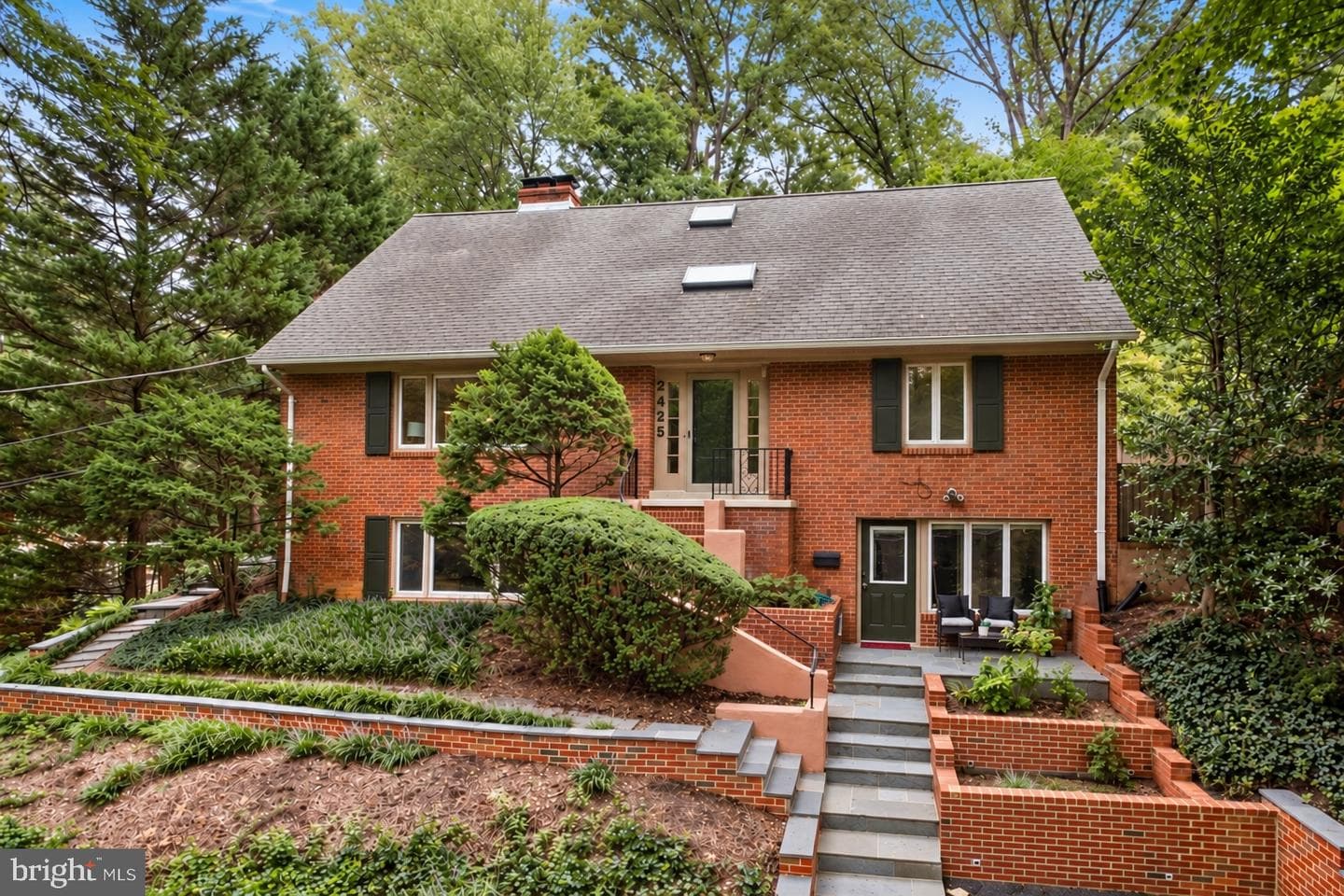 2425 N Taylor St, Arlington, VA 22207-4021, United States