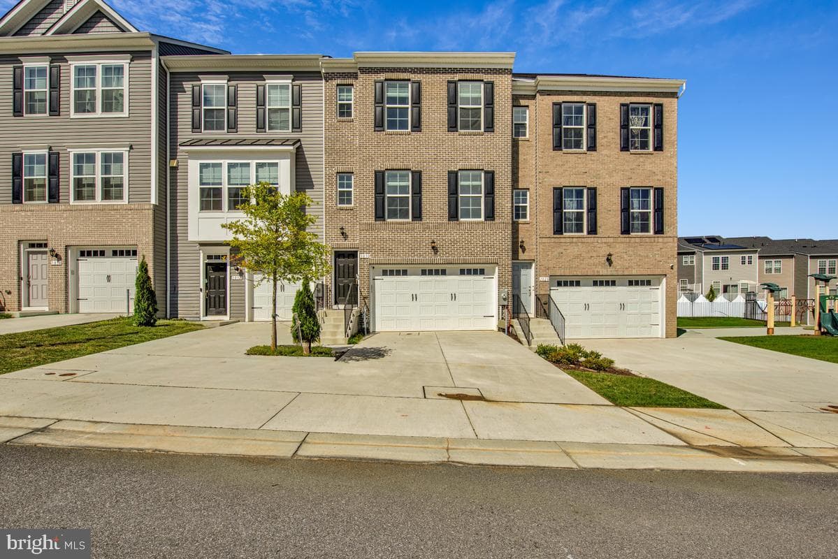 1030 High Point Trl, Laurel, MD 20707-6509, United States