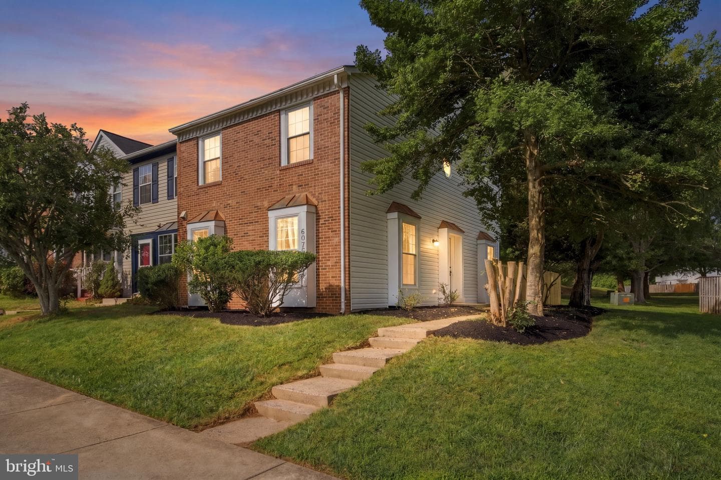 6073 Trident Ln, Woodbridge, VA 22193-4100, United States