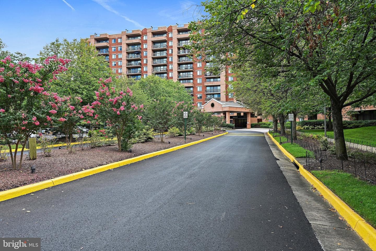 2230 George C Marshall Dr, Falls Church, VA 22043-2511, United States