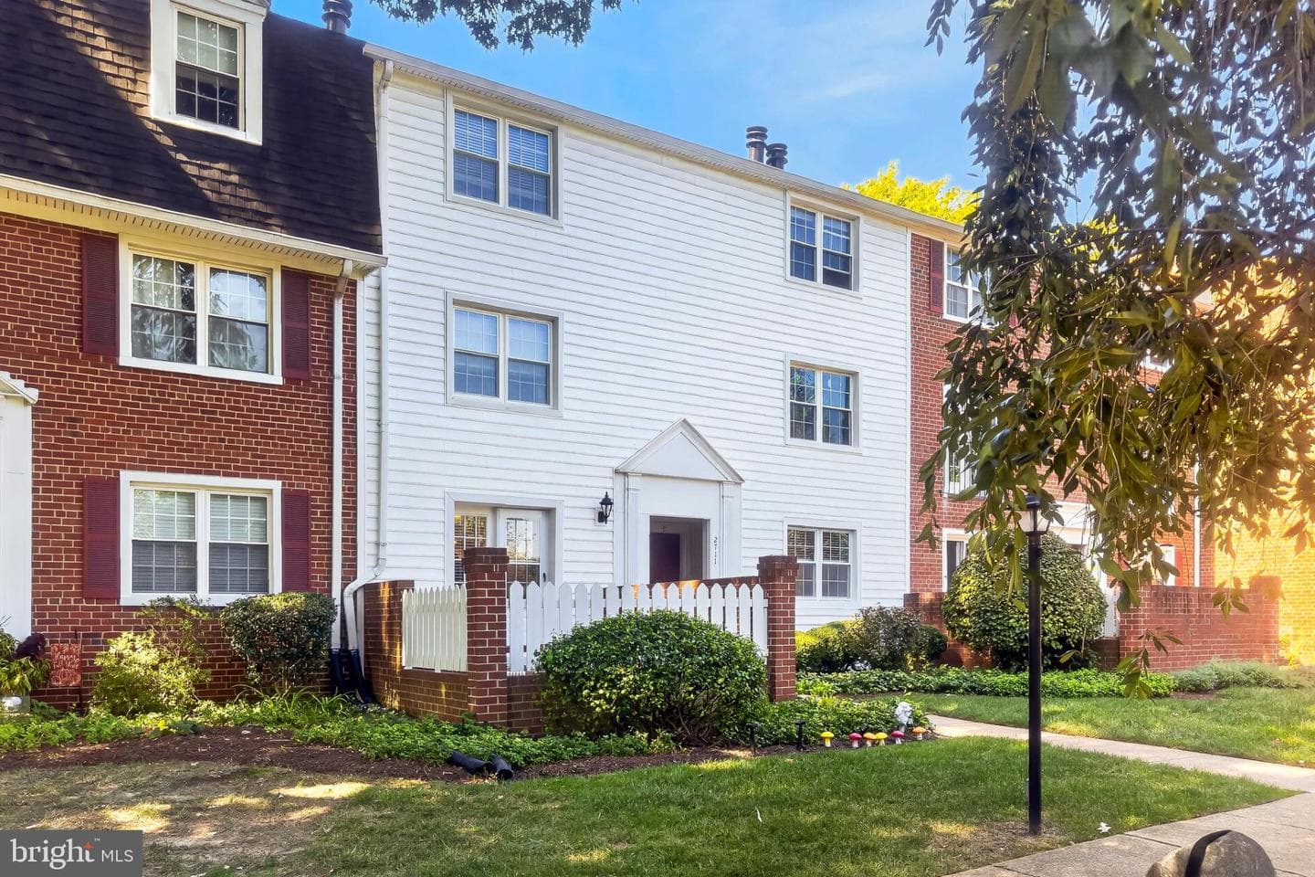 2711 Walter Reed DR S #A ARLINGTON VA 22206