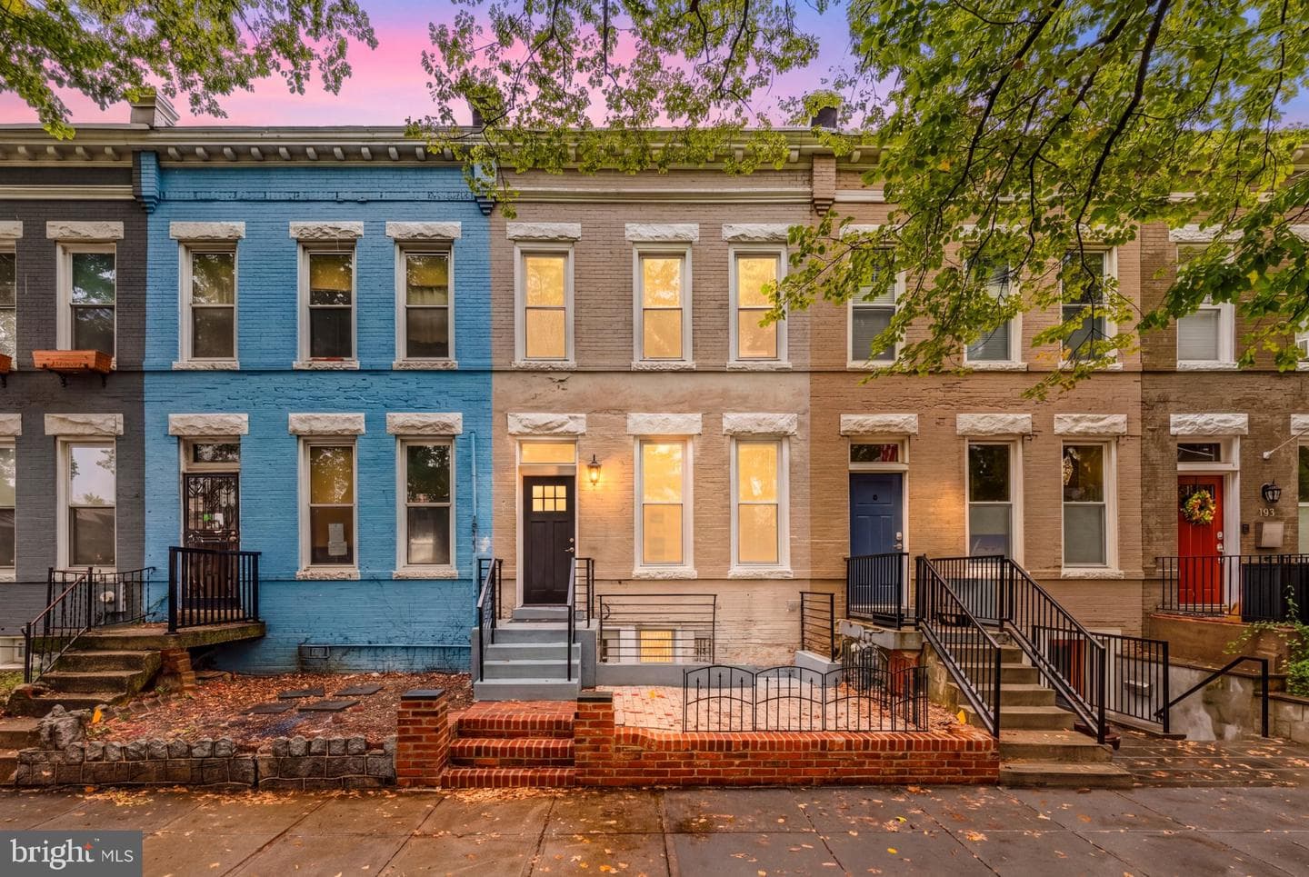 113 15th St SE, Washington, DC 20003-1520, United States
