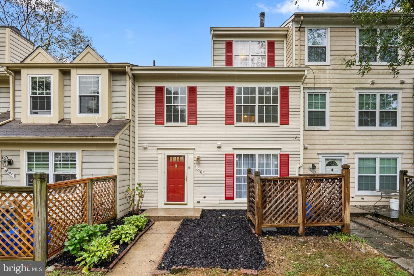19705 Teakwood Cir, Germantown, MD 20874-1098, United States