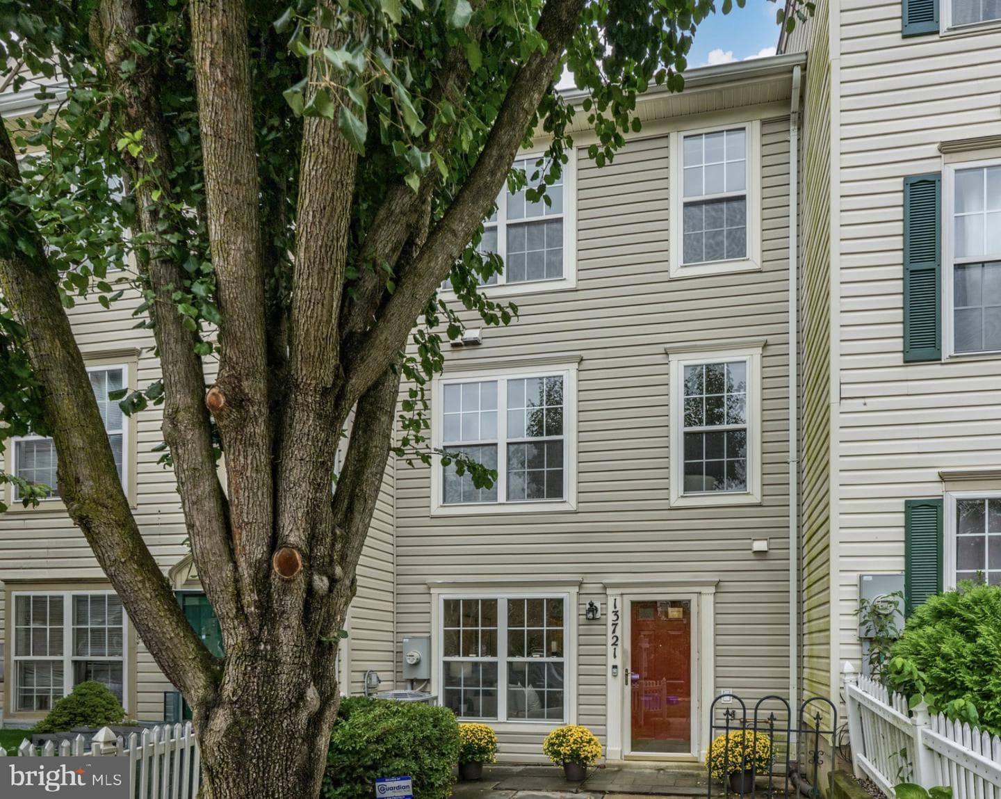 13721 Lark Song Dr, Germantown, MD 20874-6206, United States