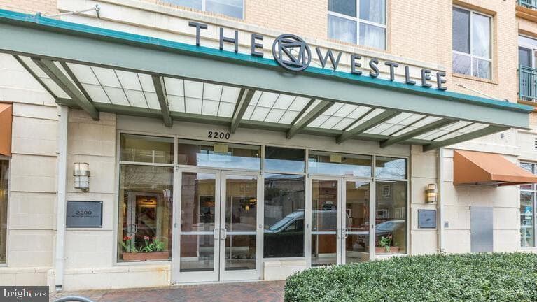 2200 N Westmoreland St, Arlington, VA 22213-1044, United States
