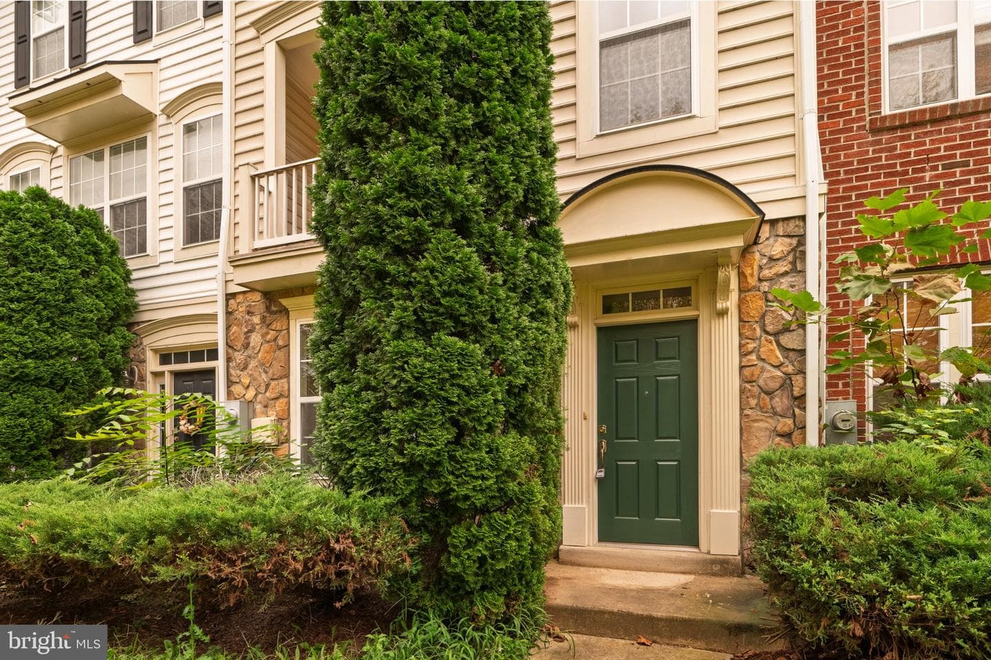 22997 Bulwark TER ASHBURN VA 20148