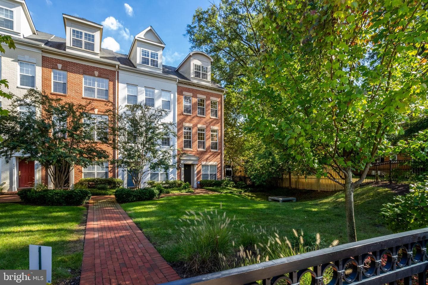 432A N Thomas ST ARLINGTON VA 22203