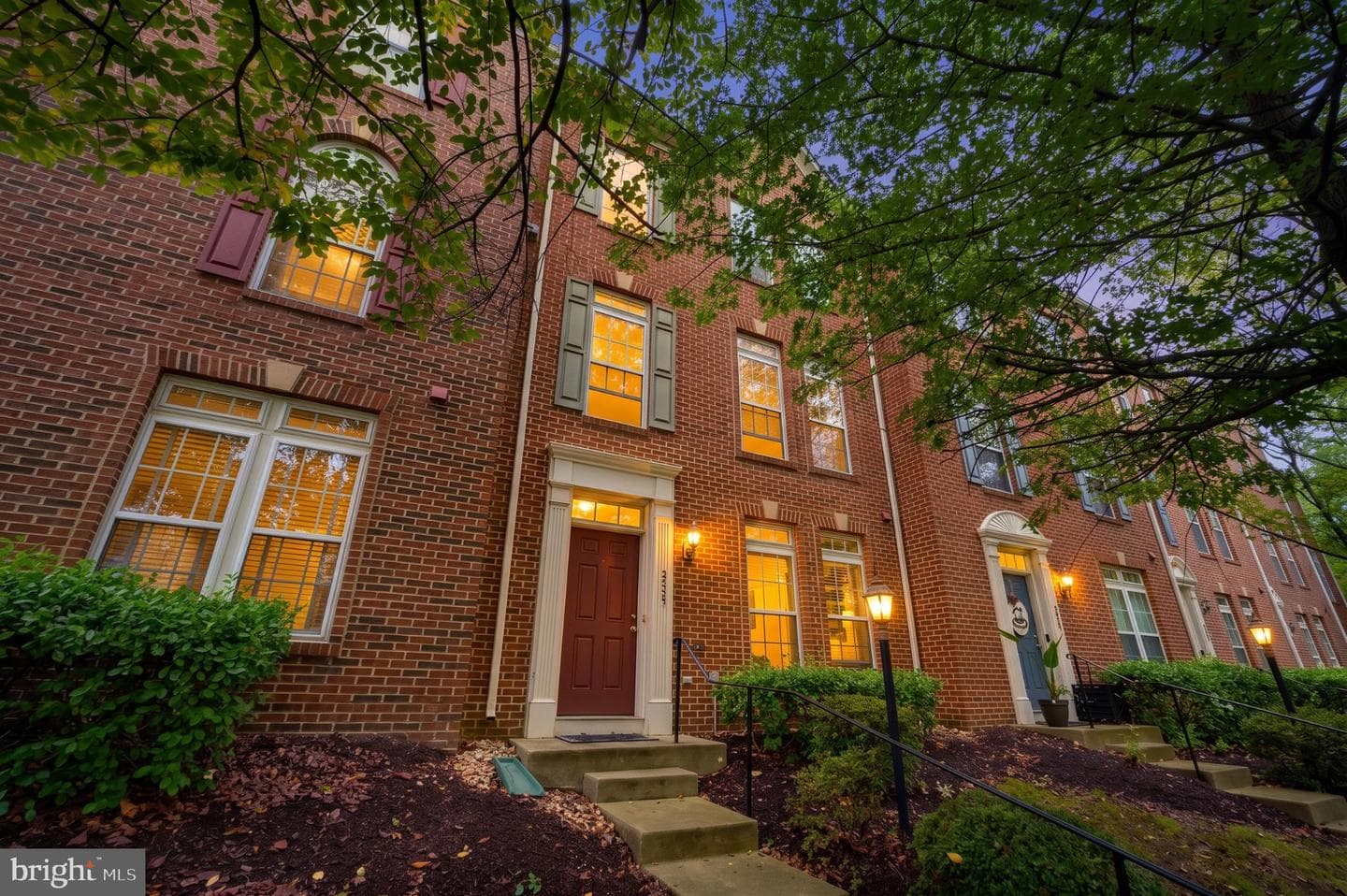 2205 Potomac Club Pkwy, Woodbridge, VA 22191-4040, United States