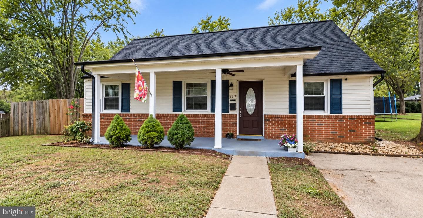 107 Jenkins Ct, Manassas, VA 20111-2057, United States