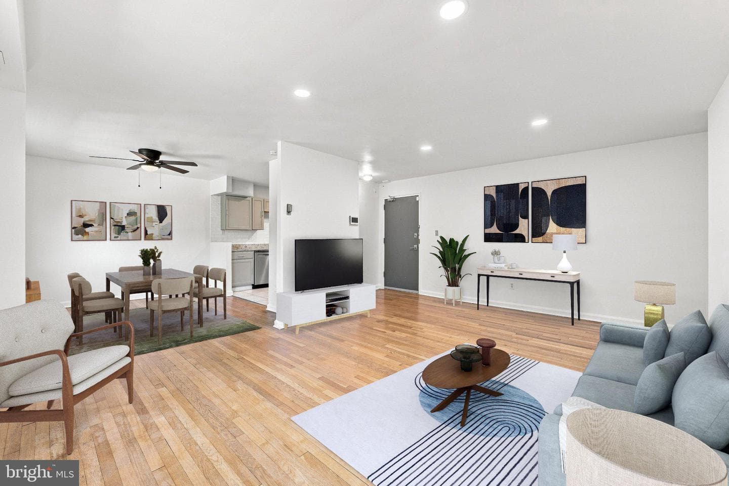 95 E WAYNE AVE #212,SILVER SPRING,MD,20901,MONTGOMERY