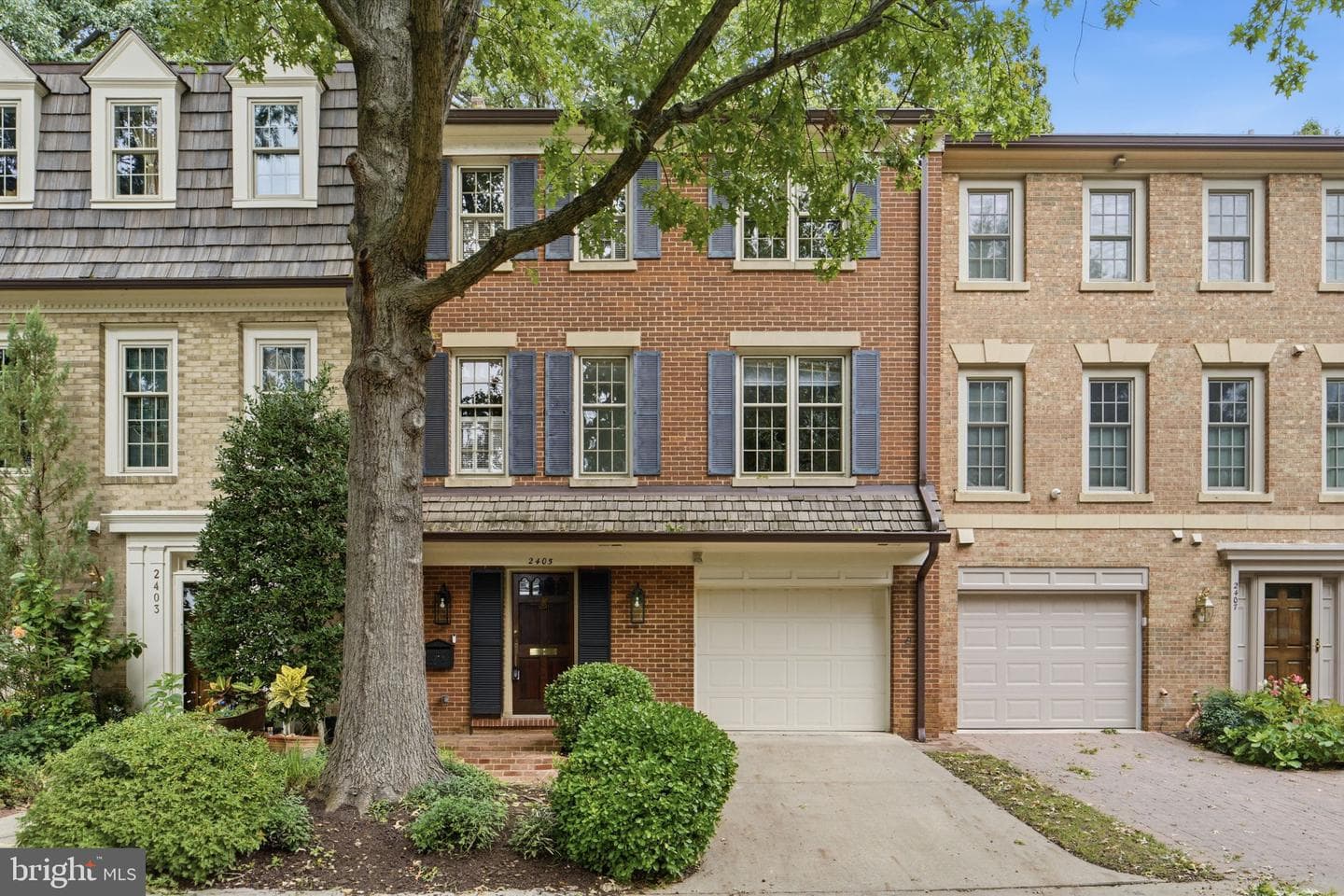 2405 S Queen St, Arlington, VA 22202-1551, United States